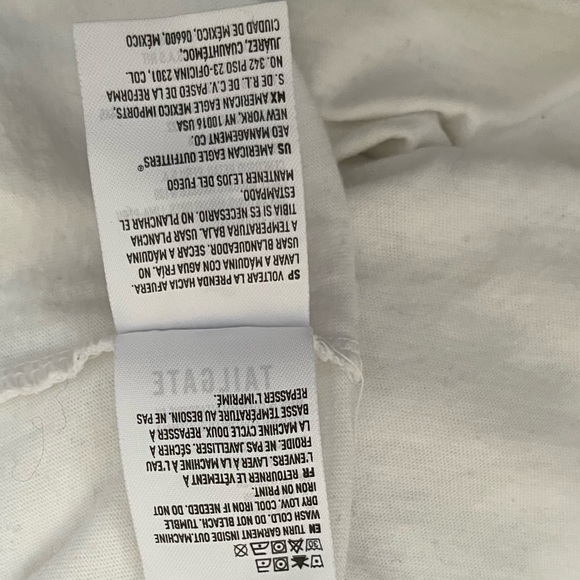 PEANUTS Long-Sleeve Slight Crop - Picture 3 of 8